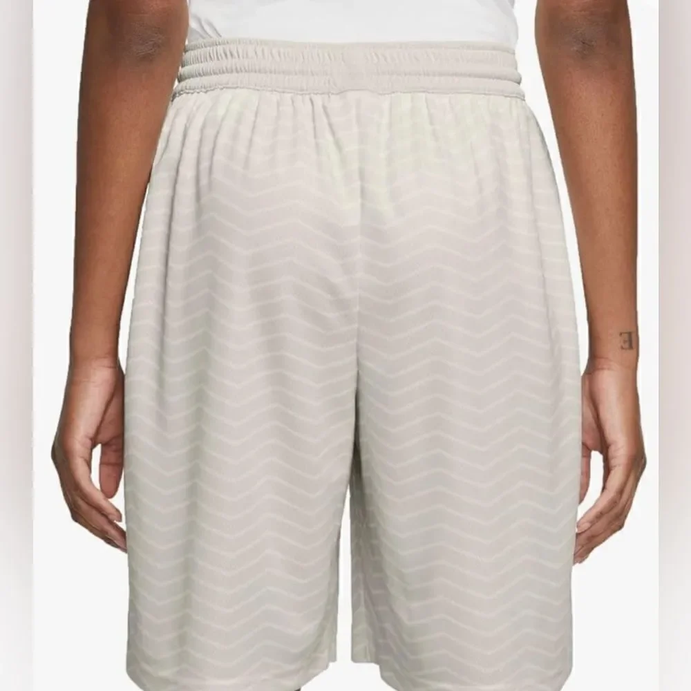 Nike waist approx